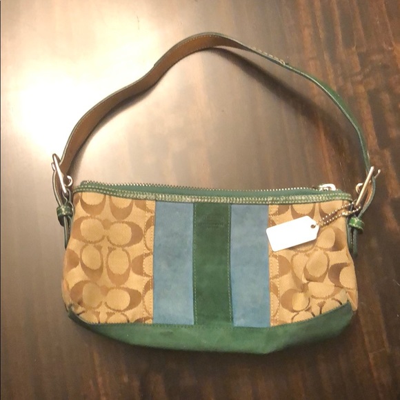 Coach Handbags - Rare Authentic Coach shoulder bag,